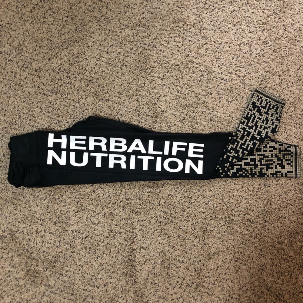 Herbalife branded leggings